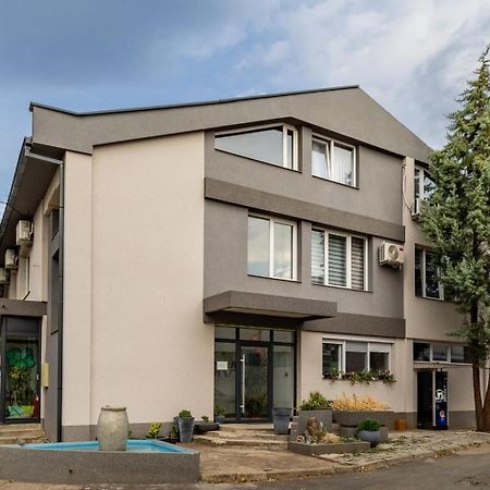Vila Oska Vinica Exteriér fotografie