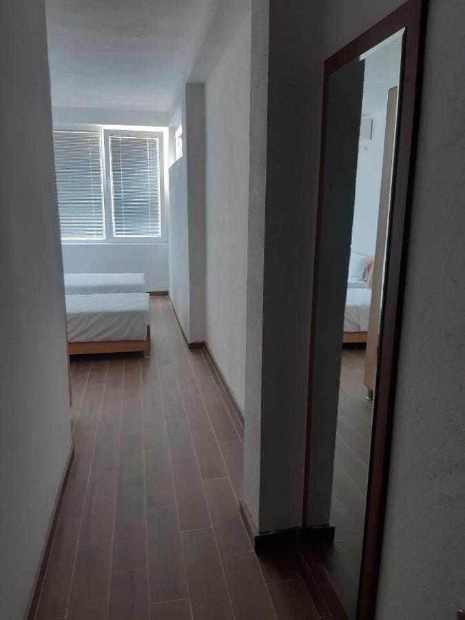 Vila Oska Vinica Exteriér fotografie