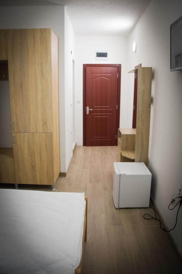 Vila Oska Vinica Exteriér fotografie