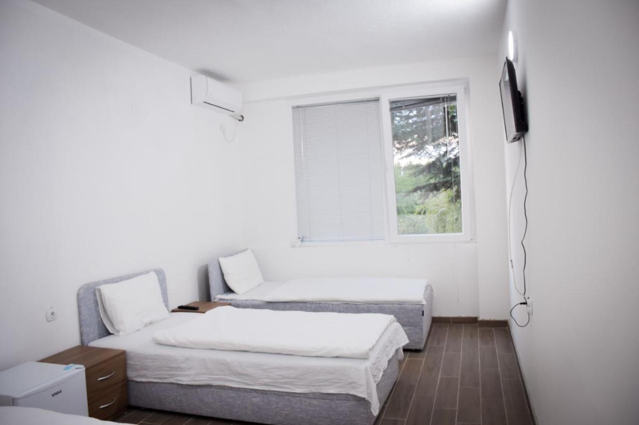 Vila Oska Vinica Exteriér fotografie
