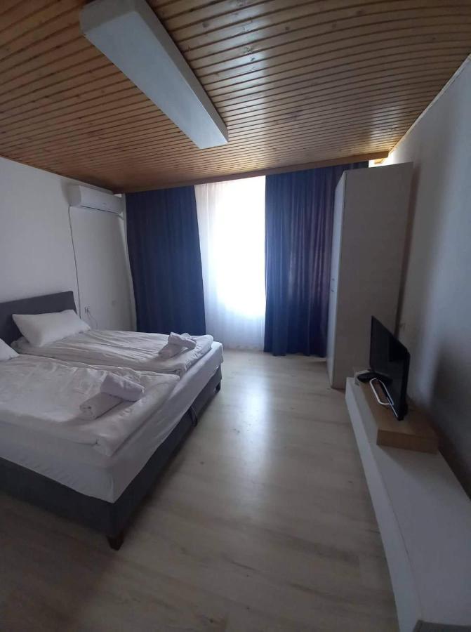 Vila Oska Vinica Exteriér fotografie