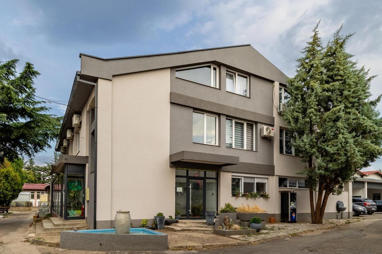 Vila Oska Vinica Exteriér fotografie
